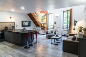 Duplex Street-Art Centre-Ville Netflix Disney by Rentabao, Avignon